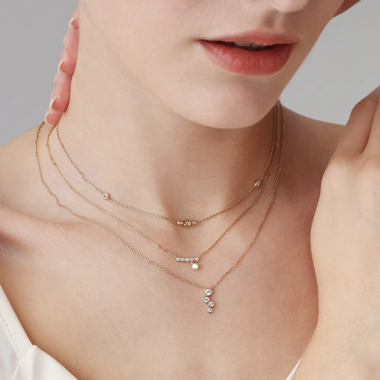 14K Gold/Platinum Bubble Necklace Bezel Set with Four Lab-Grown Diamonds - Image 3