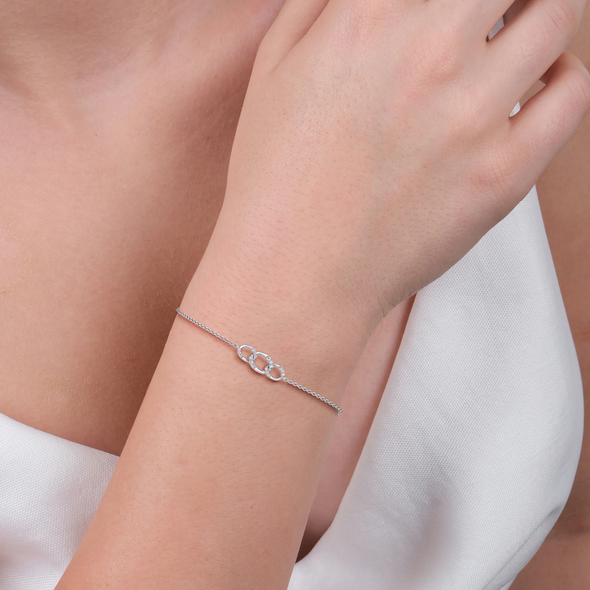 14K Solid Gold Pavé Triple Link Bracelet With Lab Diamond - Image 22