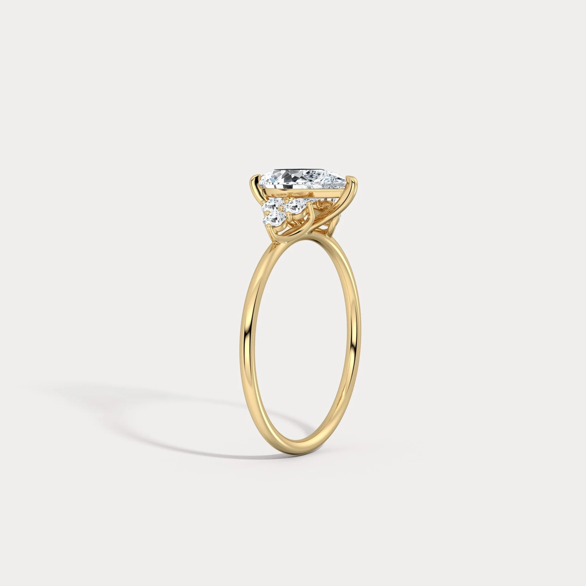 Juliette丨1CT Pear Cut Lab Grown Diamond Cluster Ring with Round Accents in 14K Gold/Platinum - Image 4
