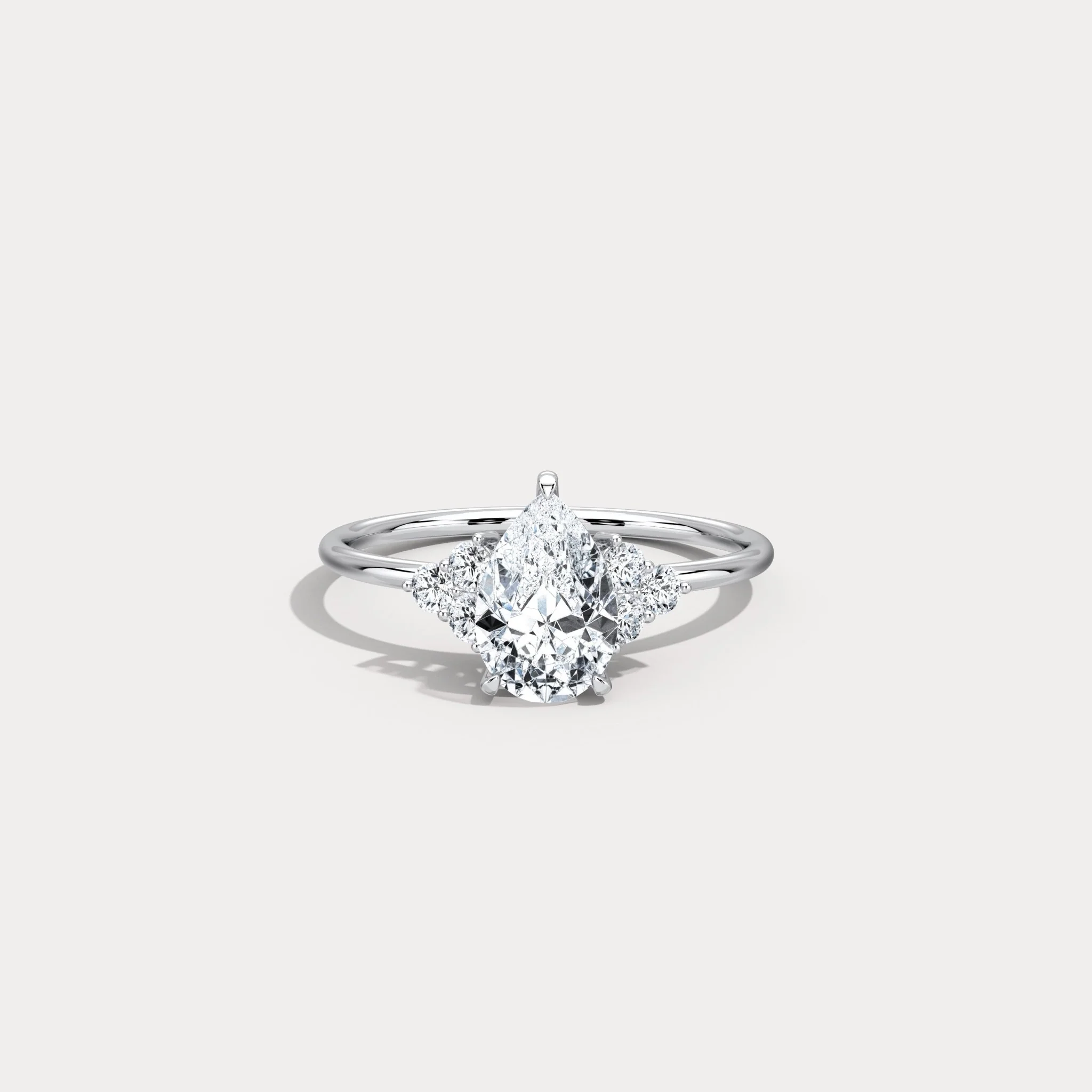 Juliette丨1CT Pear Cut Lab Grown Diamond Cluster Ring with Round Accents in 14K Gold/Platinum - Image 9