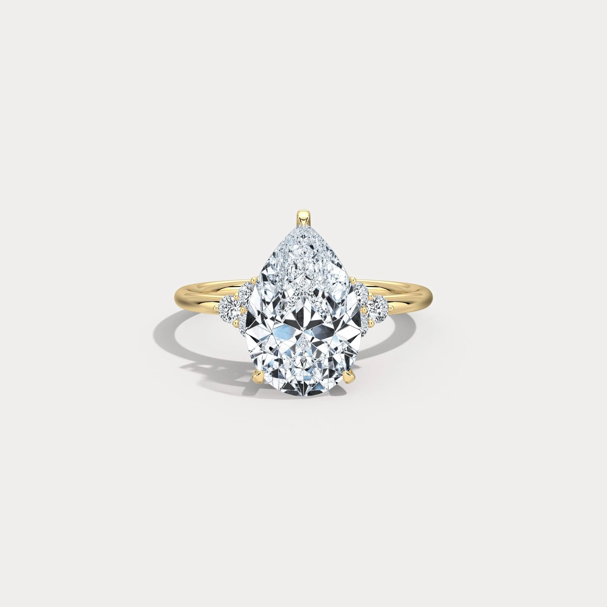 Juliette丨3CT Pear Cut Lab Grown Diamond Cluster Ring with Round Accents in 14K Gold/Platinum