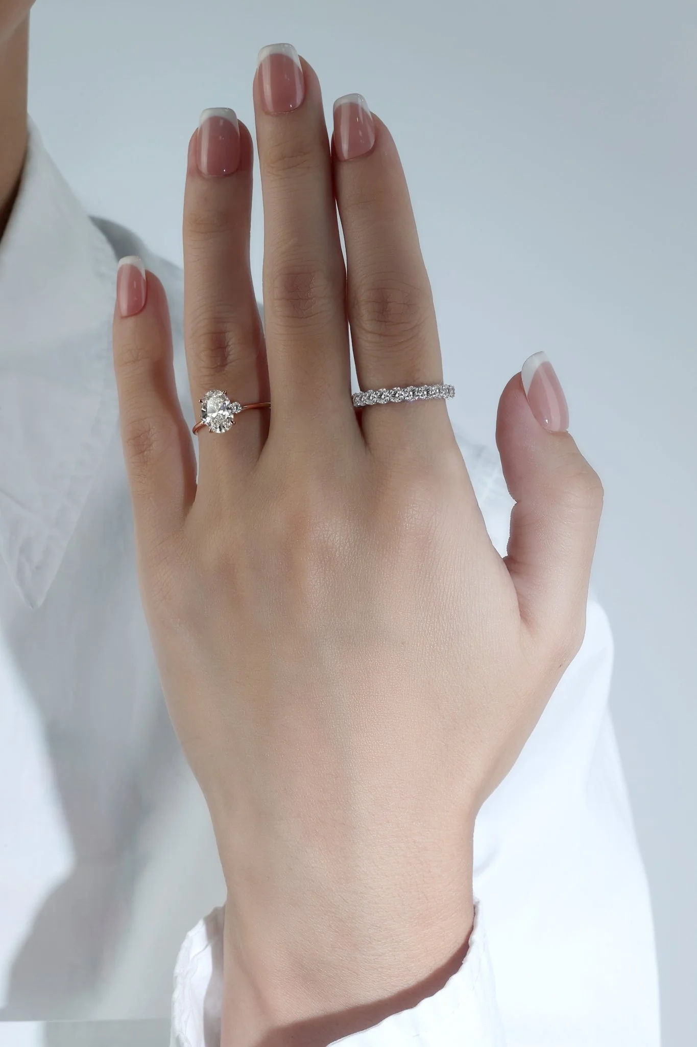 Olivia丨1CT Three-Stone Lotus-Inspired Lab-grown Diamond Engagement Ring - Image 19