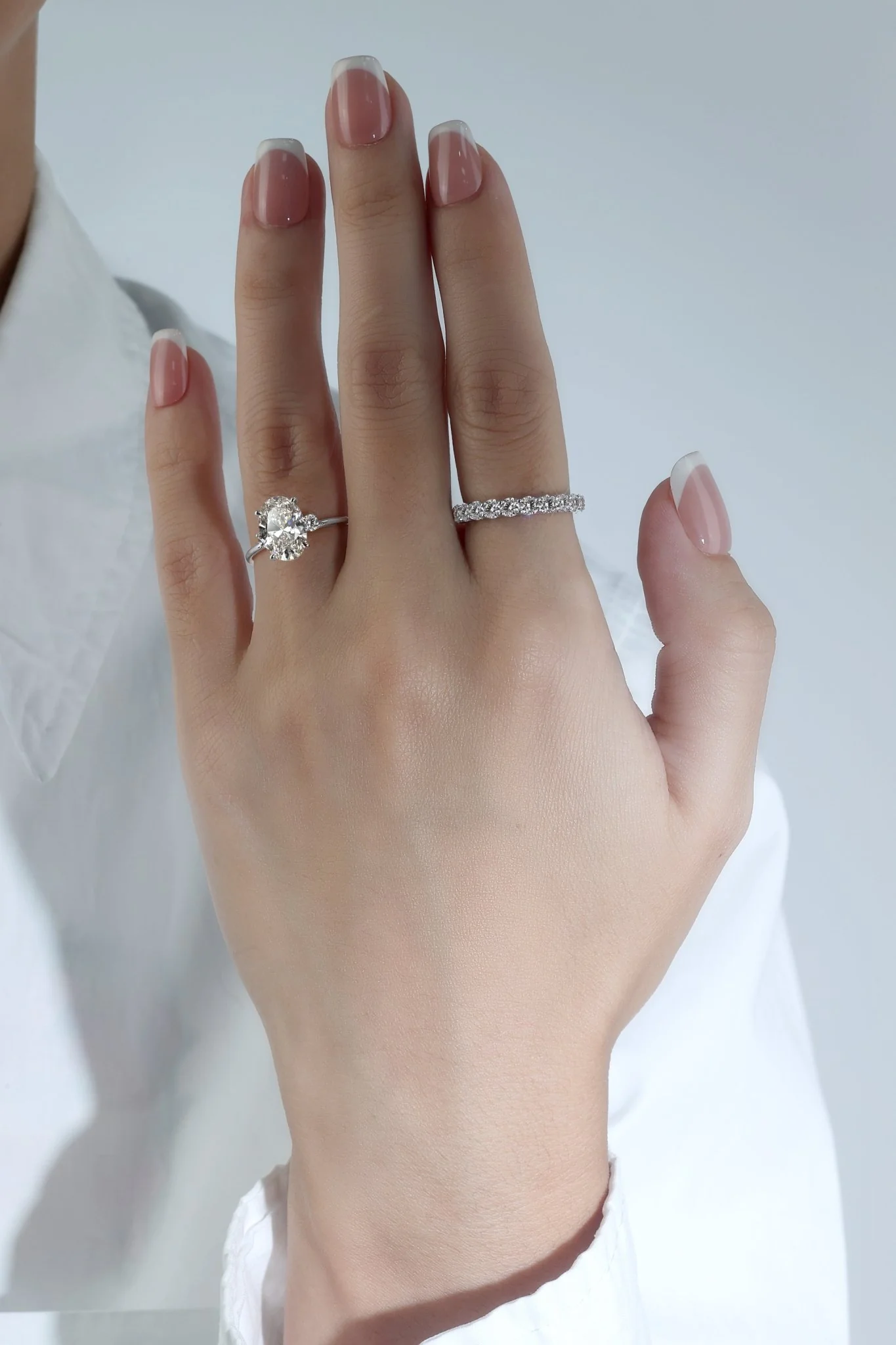 Olivia丨3CT Three-Stone Lotus-Inspired Lab-grown Diamond Engagement Ring - Image 27