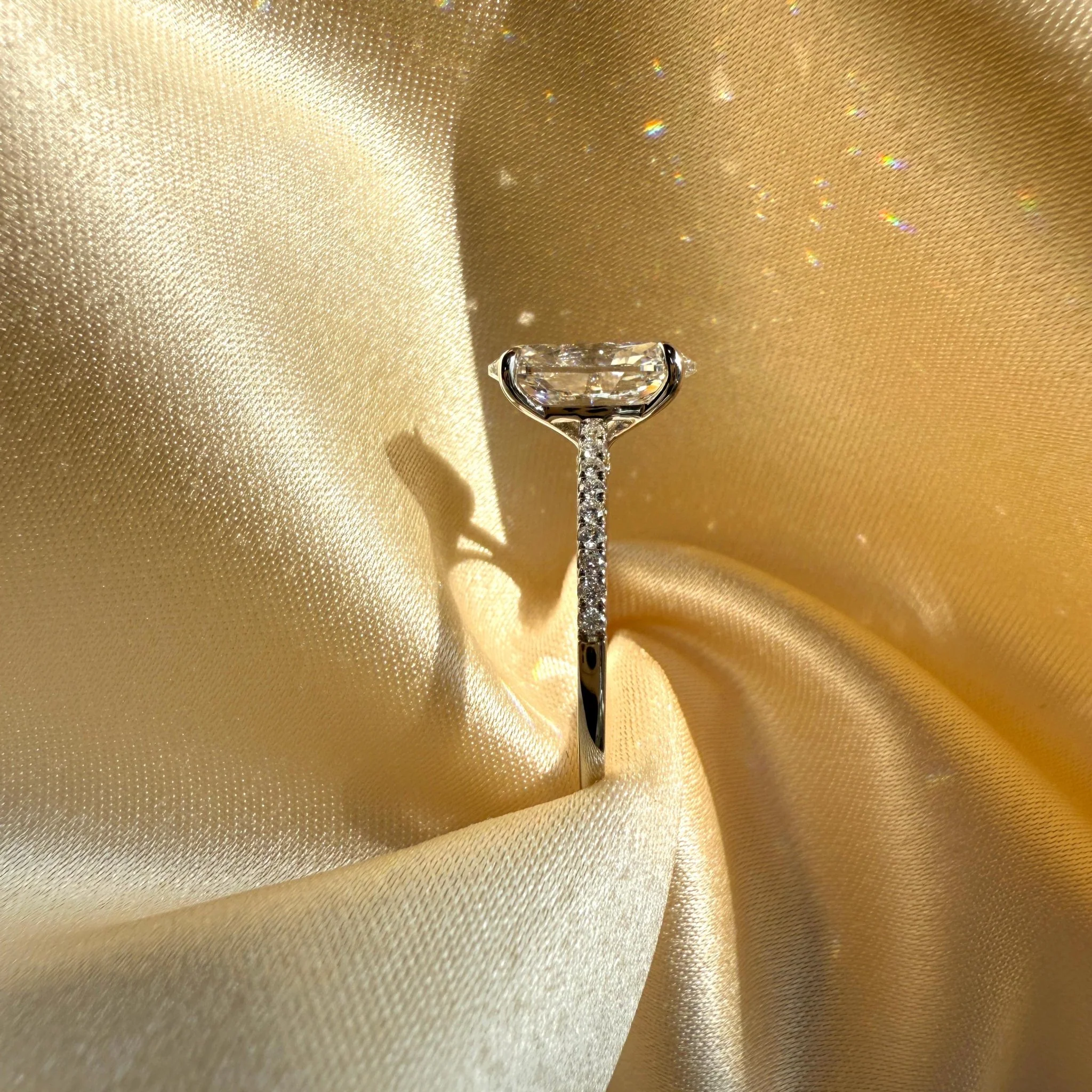 Melina丨Oval Cut Pave Solitaire 3CT Lab Grown Engagement Ring - Image 31