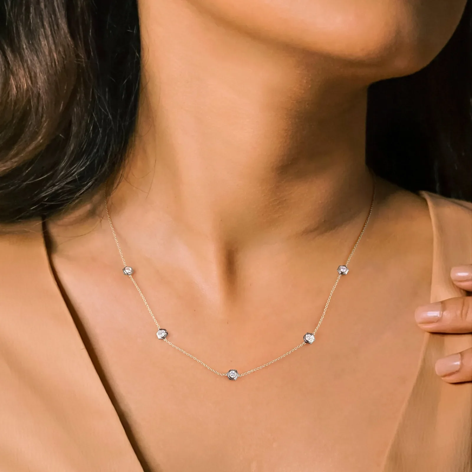 Stunning Lab Grown Diamond Screw Shape Necklace In 14K Solid Gold/Platinum - Image 25